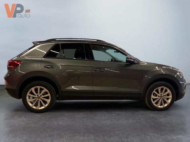 Volkswagen T-Roc image 7
