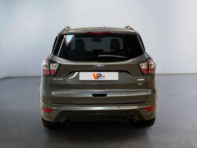 Ford Kuga image 1