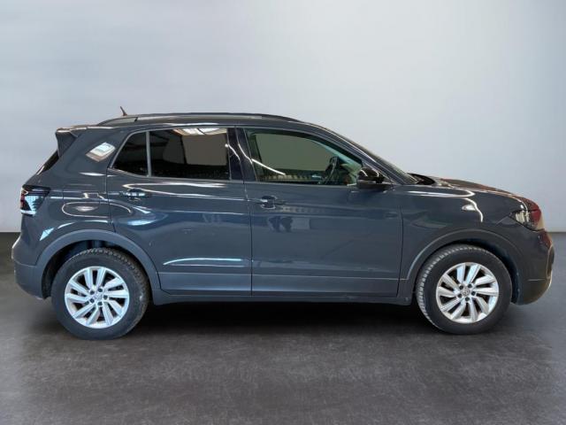 Volkswagen T-Cross image 2