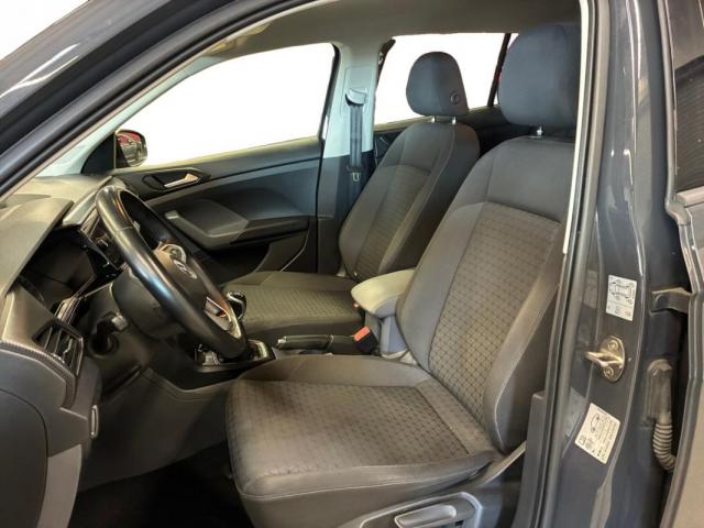 Volkswagen T-Cross image 3