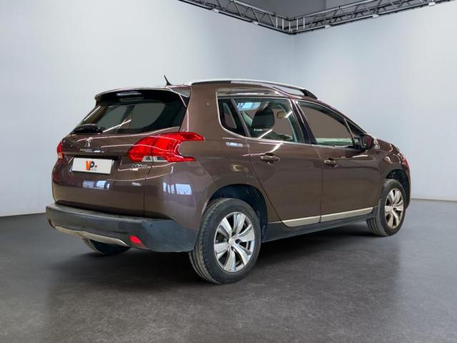 Peugeot 2008 image 7
