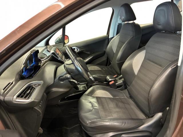 Peugeot 2008 image 6