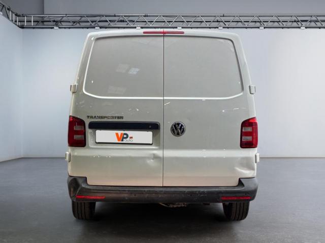 Volkswagen Transporter image 5