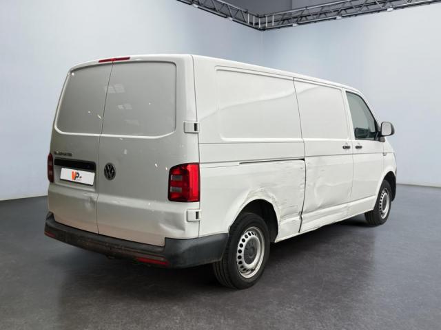 Volkswagen Transporter image 2
