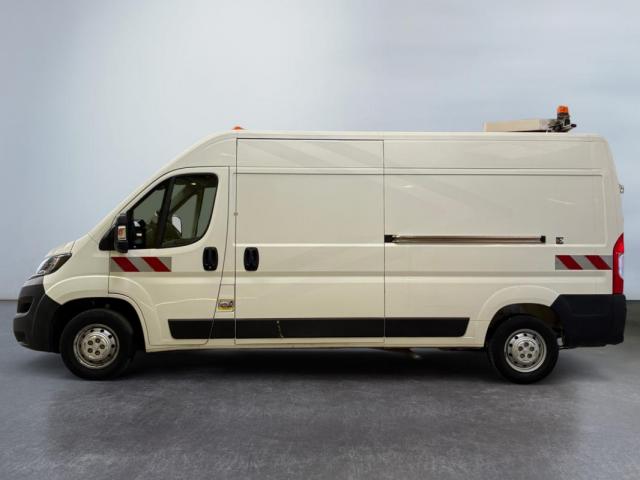 Peugeot Boxer image 3