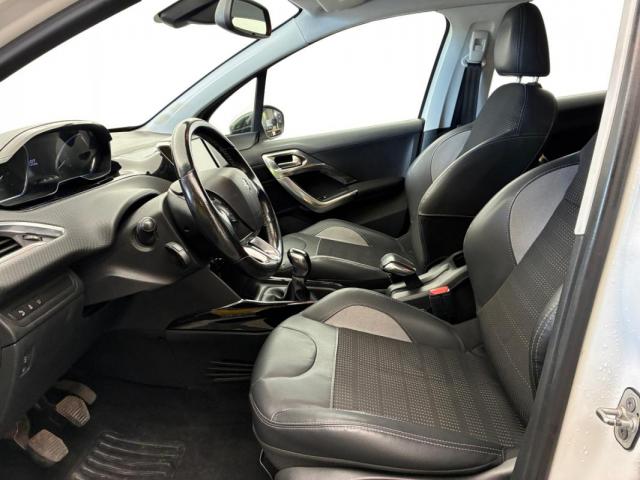 Peugeot 2008 image 1