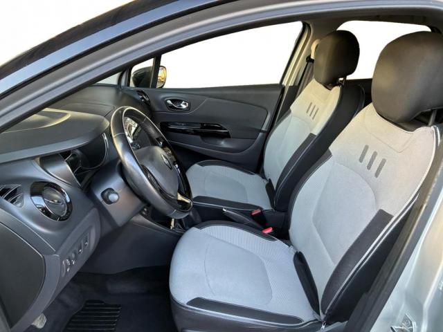 Renault Captur image 8