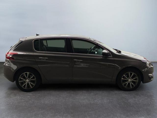 Peugeot 308 image 5