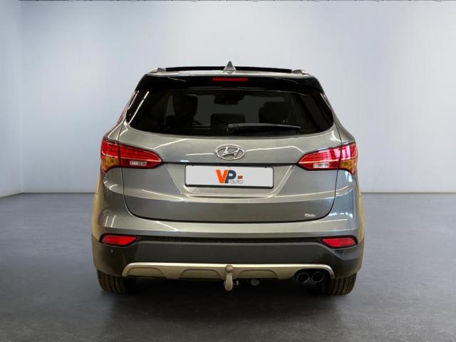 Hyundai Santa Fe image 1
