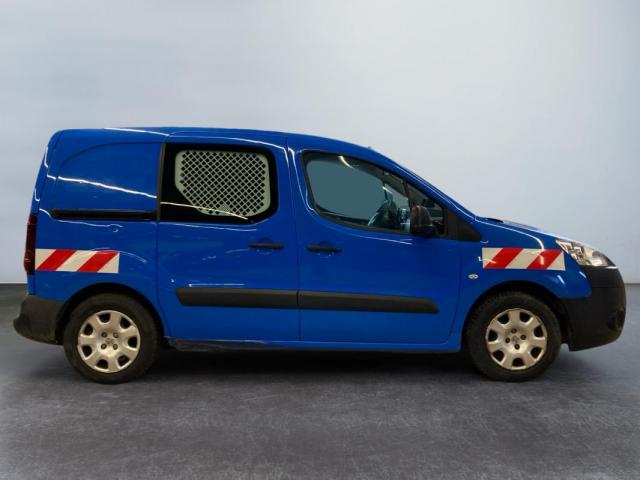 Peugeot Partner image 2