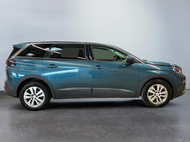 Peugeot 5008 image 8