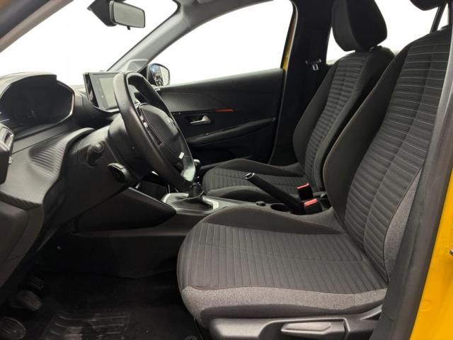 Peugeot 208 image 7