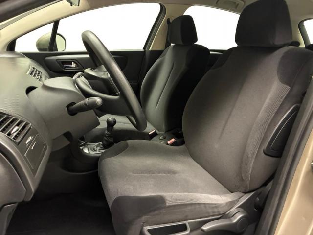 Citroen C4 image 2