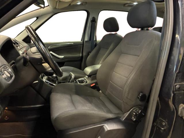 Ford S-Max image 2