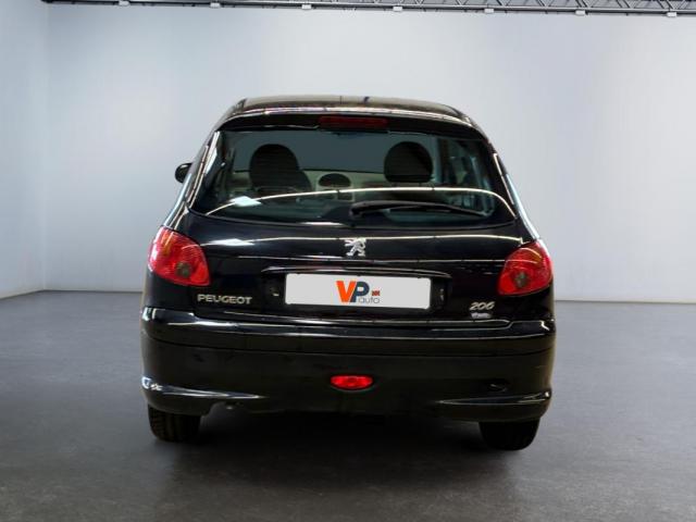 Peugeot 206 image 2
