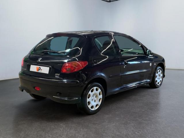 Peugeot 206 image 5