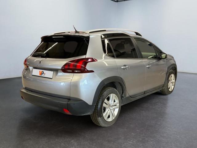 Peugeot 2008 image 1