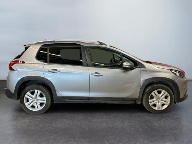 Peugeot 2008 image 8