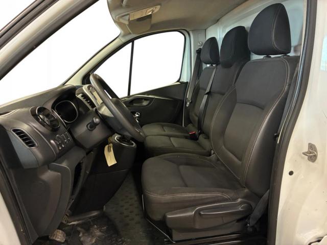 Renault Trafic image 7