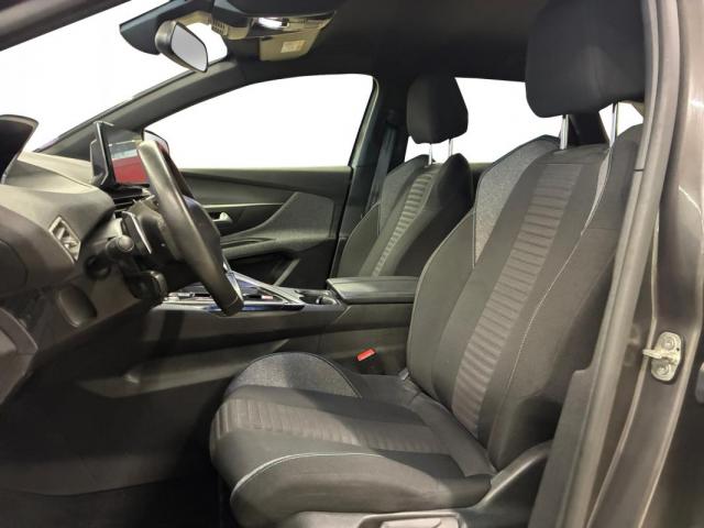 Peugeot 3008 image 8