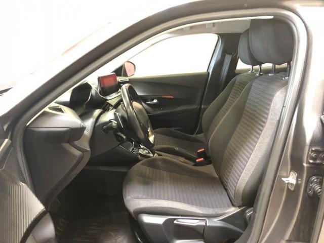Peugeot 2008 image 3