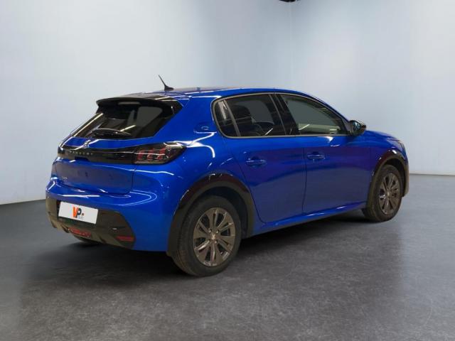 Peugeot 208 image 8