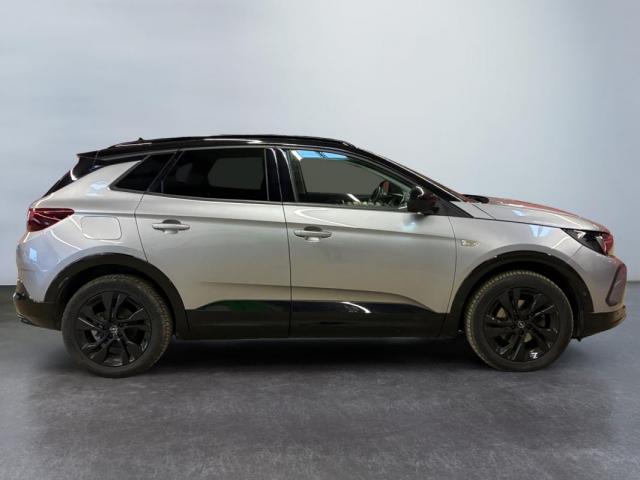 Opel Grandland image 8