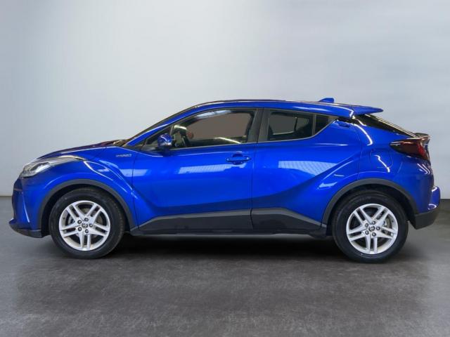 Toyota C-Hr image 2