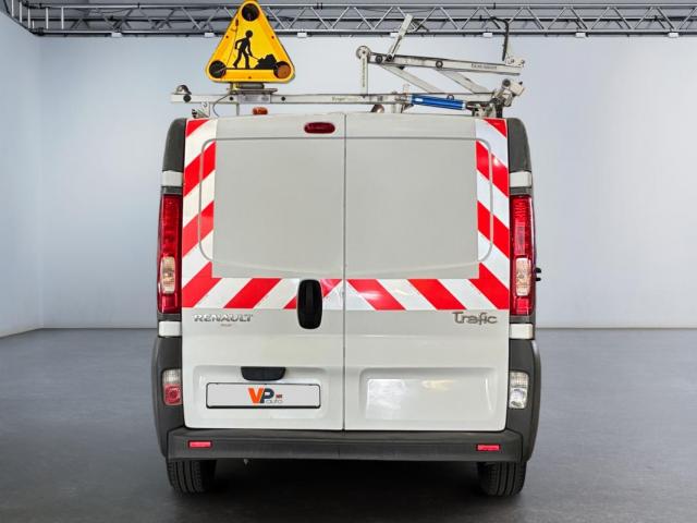 Renault Trafic image 8