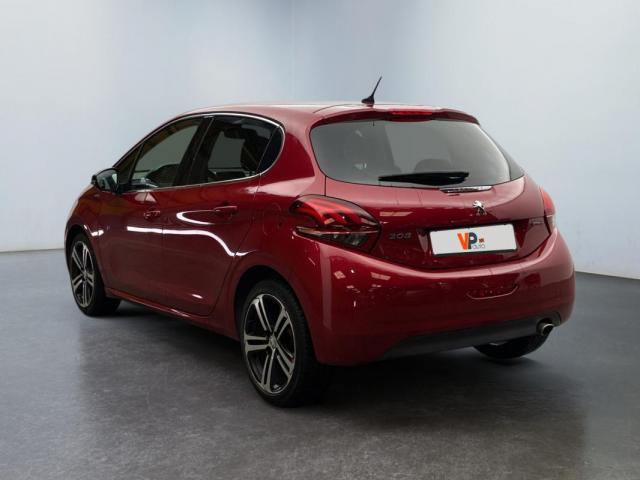 Peugeot 208 image 3