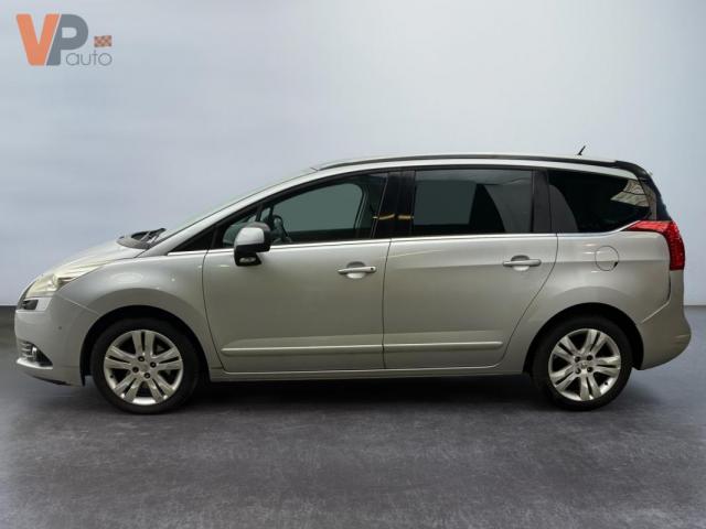 Peugeot 5008 image 4