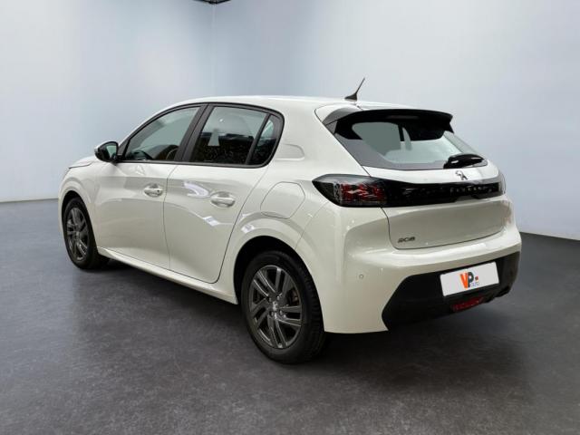 Peugeot 208 image 1