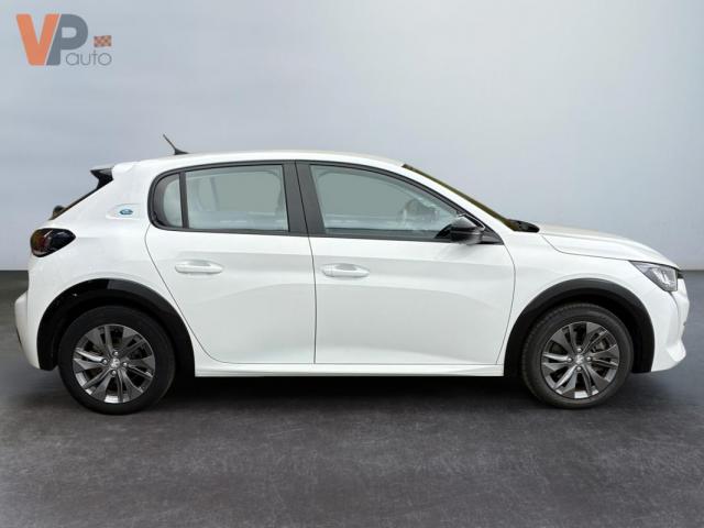 Peugeot 208 image 1