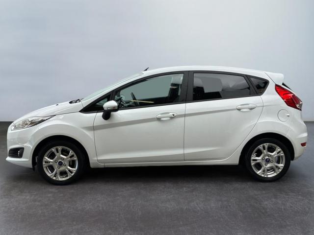 Ford Fiesta image 4