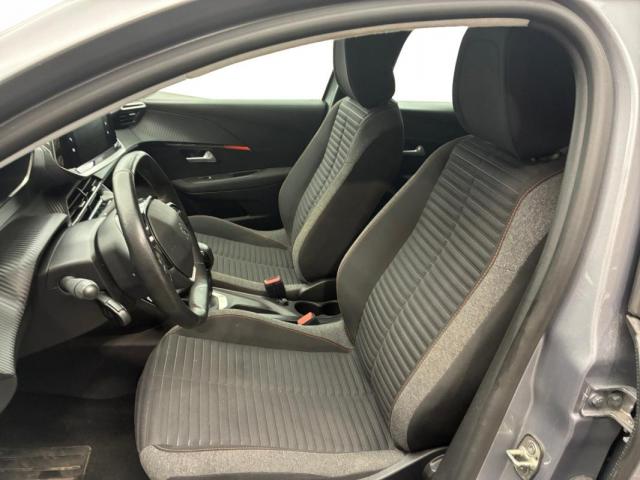 Peugeot 208 image 6