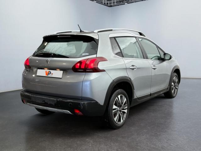 Peugeot 2008 image 6