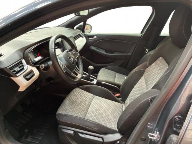 Renault Clio image 2