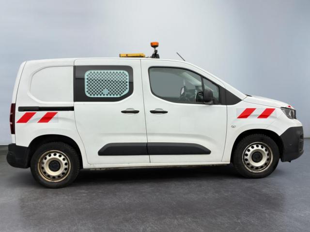 Peugeot Partner image 1