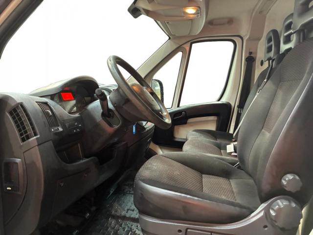 Peugeot Boxer image 8