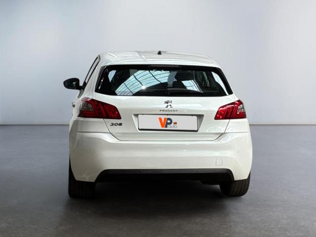 Peugeot 308 image 1