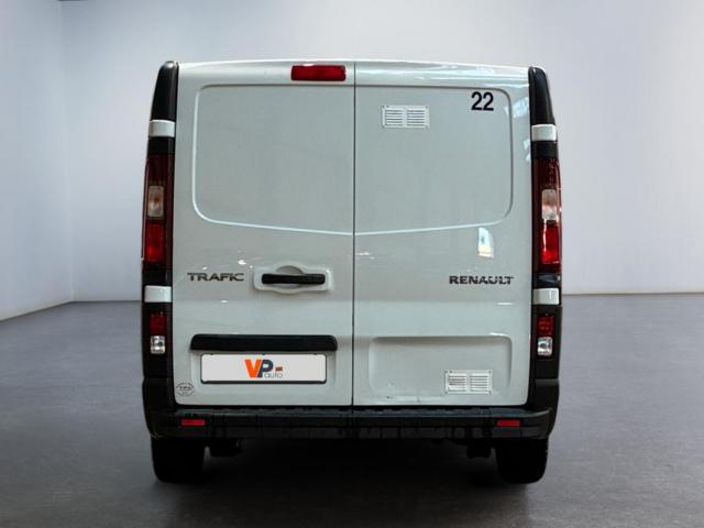Renault Trafic image 2