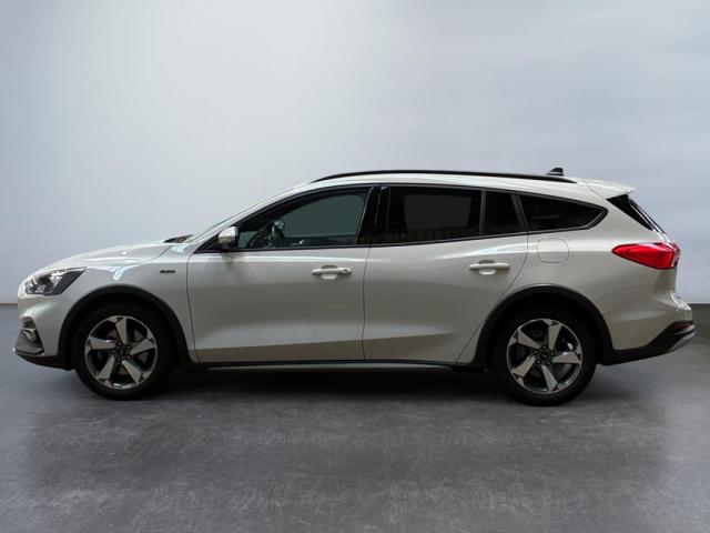 Ford Focus image 8
