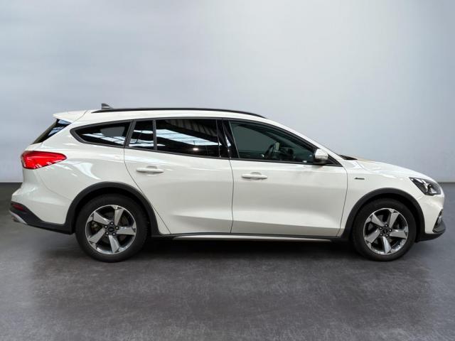 Ford Focus image 4