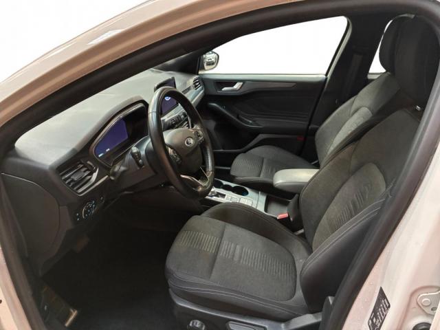 Ford Focus image 2