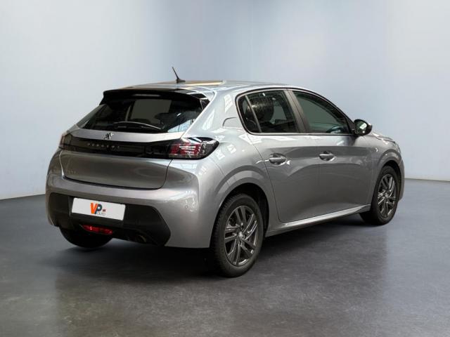 Peugeot 208 image 8