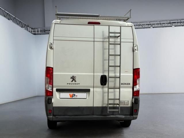 Peugeot Boxer image 1