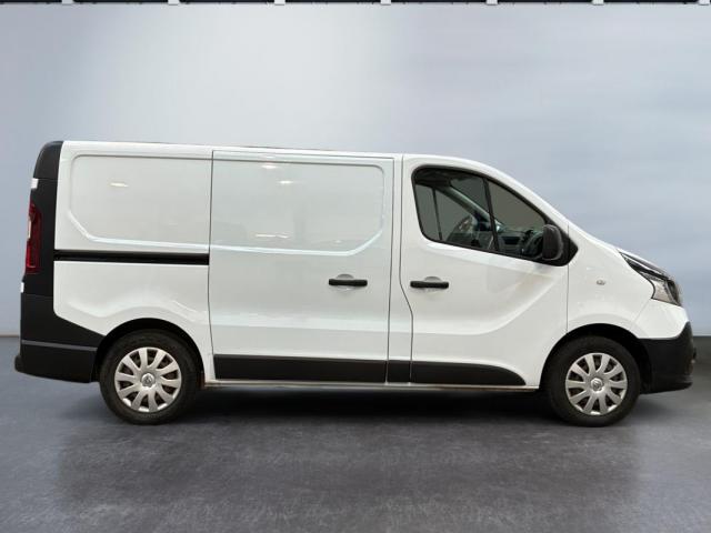 Renault Trafic image 1