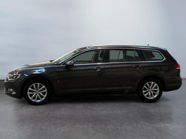 Volkswagen Passat Sw image 5
