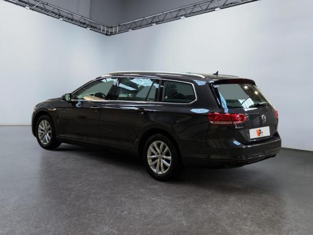 Volkswagen Passat Sw image 6