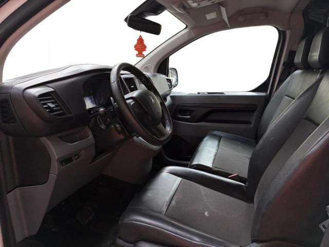 Peugeot Expert image 2